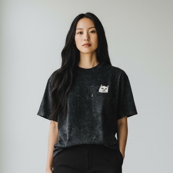 Tops - Black Graphic T-Shirt with Cat Design